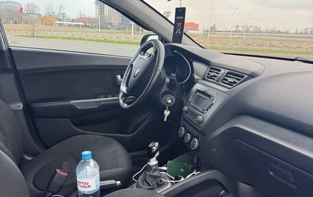 KIA Rio III рестайлинг, 2015 год, 680 000 рублей, 5 фотография