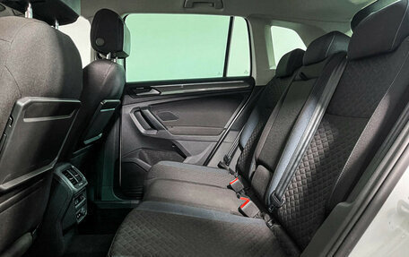 Volkswagen Tiguan II, 2019 год, 2 197 000 рублей, 10 фотография