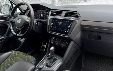 Volkswagen Tiguan II, 2018 год, 2 947 000 рублей, 5 фотография