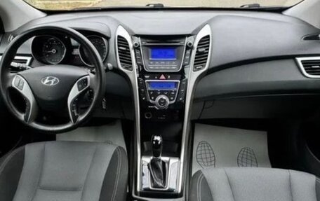 Hyundai i30 II рестайлинг, 2015 год, 1 150 000 рублей, 4 фотография