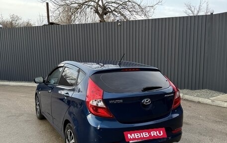 Hyundai Solaris II рестайлинг, 2016 год, 800 000 рублей, 4 фотография
