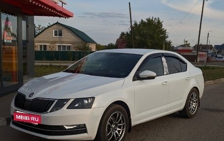 Skoda Octavia, 2018 год, 950 000 рублей, 2 фотография