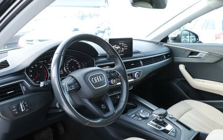 Audi A4, 2019 год, 2 360 000 рублей, 13 фотография