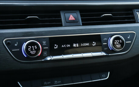 Audi A4, 2019 год, 2 360 000 рублей, 21 фотография