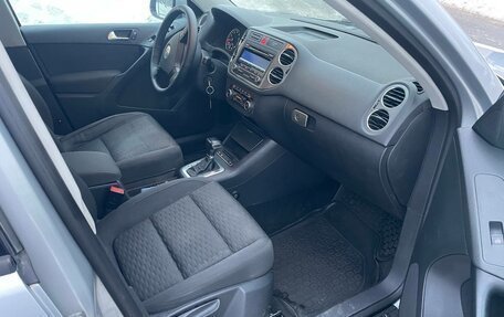 Volkswagen Tiguan I, 2010 год, 790 000 рублей, 3 фотография