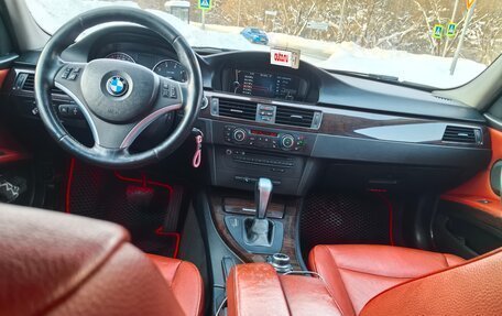 BMW 3 серия, 2011 год, 1 649 000 рублей, 12 фотография