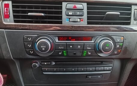 BMW 3 серия, 2011 год, 1 649 000 рублей, 17 фотография