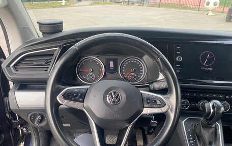 Volkswagen Multivan T6 рестайлинг, 2020 год, 5 500 000 рублей, 15 фотография