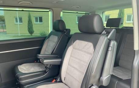 Volkswagen Multivan T6 рестайлинг, 2020 год, 5 500 000 рублей, 21 фотография