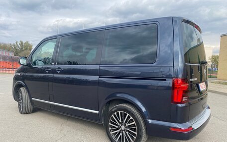 Volkswagen Multivan T6 рестайлинг, 2020 год, 5 500 000 рублей, 22 фотография