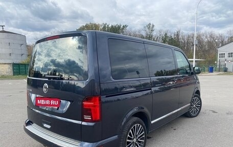 Volkswagen Multivan T6 рестайлинг, 2020 год, 5 500 000 рублей, 24 фотография