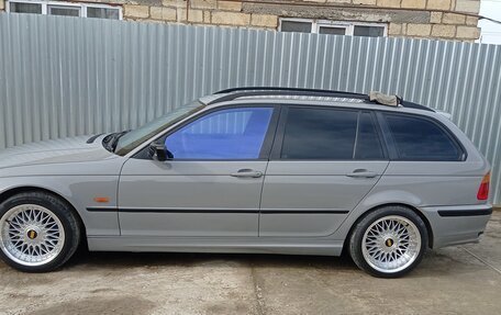 BMW 3 серия, 2001 год, 1 400 000 рублей, 3 фотография