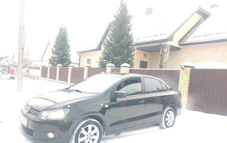 Volkswagen Polo VI (EU Market), 2013 год, 800 000 рублей, 2 фотография