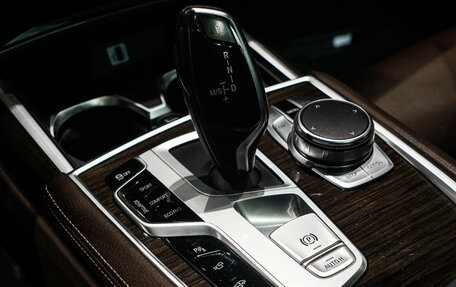 BMW 7 серия, 2017 год, 4 200 000 рублей, 21 фотография