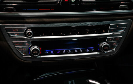 BMW 7 серия, 2017 год, 4 200 000 рублей, 23 фотография