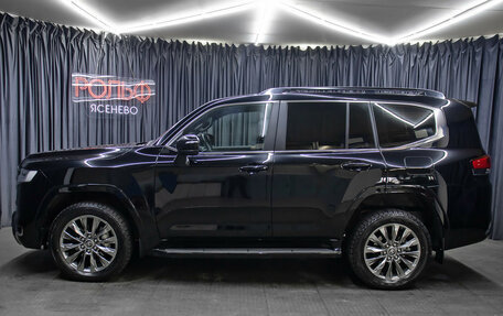 Toyota Land Cruiser, 2022 год, 13 998 000 рублей, 8 фотография