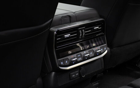 Toyota Land Cruiser, 2022 год, 13 998 000 рублей, 17 фотография