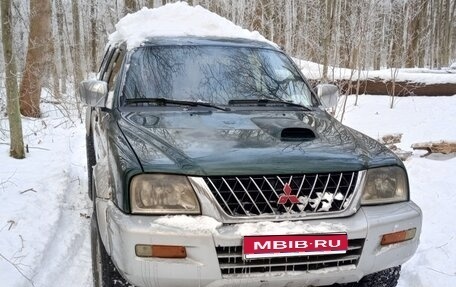 Mitsubishi L200 III рестайлинг, 2003 год, 300 000 рублей, 1 фотография