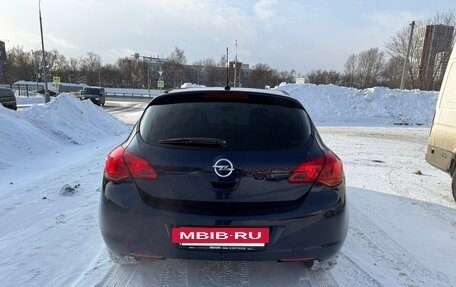 Opel Astra J, 2011 год, 700 000 рублей, 4 фотография