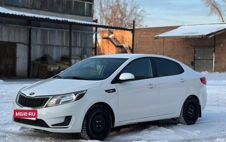 KIA Rio III рестайлинг, 2015 год, 649 999 рублей, 2 фотография