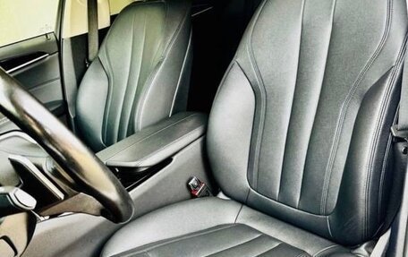 BMW 5 серия, 2019 год, 3 990 000 рублей, 4 фотография