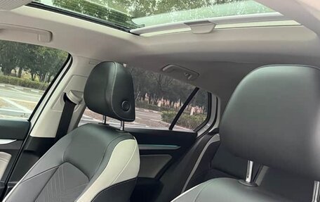 Volkswagen Golf VIII, 2021 год, 2 100 000 рублей, 14 фотография