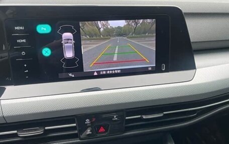 Volkswagen Golf VIII, 2021 год, 2 100 000 рублей, 13 фотография