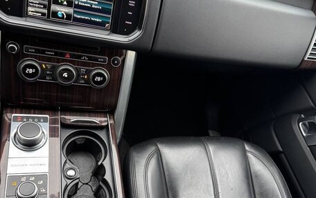 Land Rover Range Rover IV рестайлинг, 2015 год, 3 300 000 рублей, 8 фотография