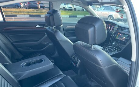 Volkswagen Passat B8 рестайлинг, 2018 год, 1 745 000 рублей, 8 фотография