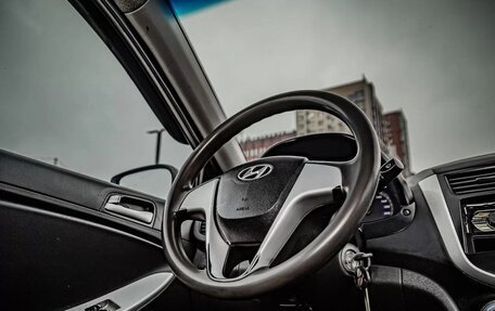 Hyundai Solaris II рестайлинг, 2013 год, 565 000 рублей, 15 фотография