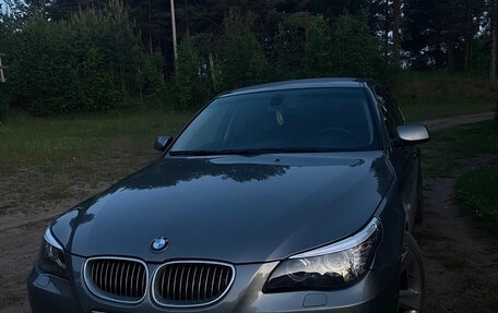BMW 5 серия, 2007 год, 1 000 000 рублей, 2 фотография