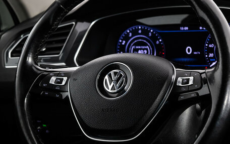 Volkswagen Tiguan II, 2017 год, 2 349 000 рублей, 12 фотография