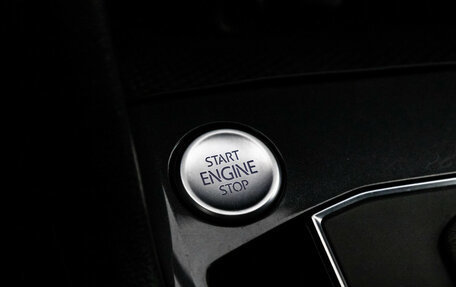 Volkswagen Tiguan II, 2017 год, 2 349 000 рублей, 16 фотография