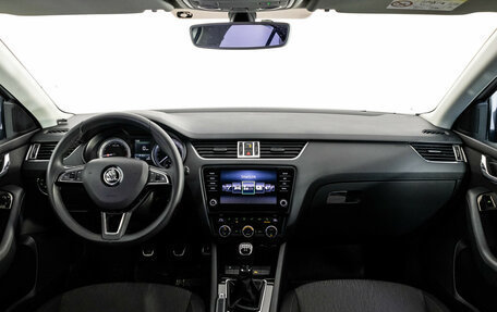 Skoda Octavia, 2017 год, 1 699 000 рублей, 11 фотография