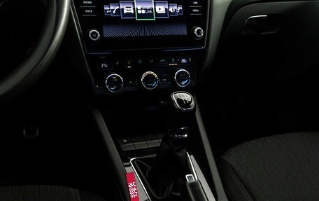 Skoda Octavia, 2017 год, 1 699 000 рублей, 14 фотография