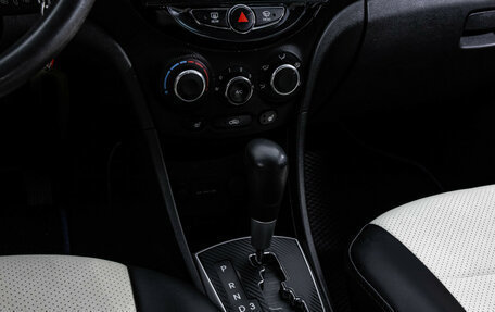 Hyundai Solaris II рестайлинг, 2011 год, 779 000 рублей, 13 фотография