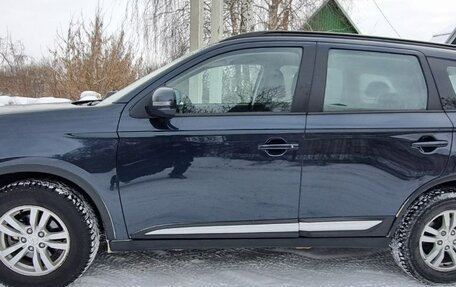 Mitsubishi Outlander III рестайлинг 3, 2021 год, 3 000 000 рублей, 3 фотография