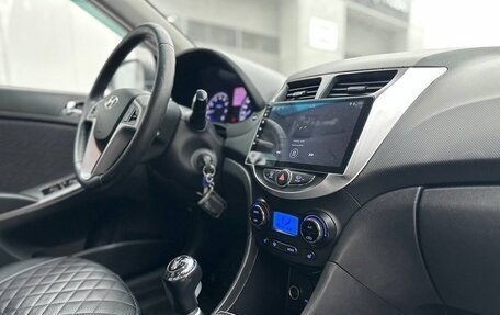 Hyundai Solaris II рестайлинг, 2011 год, 630 000 рублей, 5 фотография