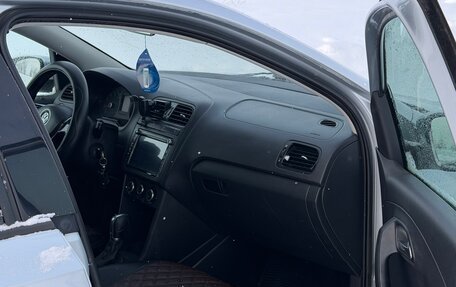 Volkswagen Polo VI (EU Market), 2015 год, 850 000 рублей, 7 фотография