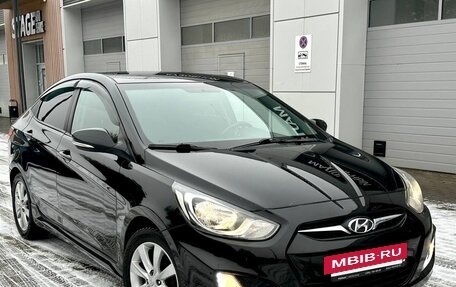 Hyundai Solaris II рестайлинг, 2011 год, 630 000 рублей, 2 фотография