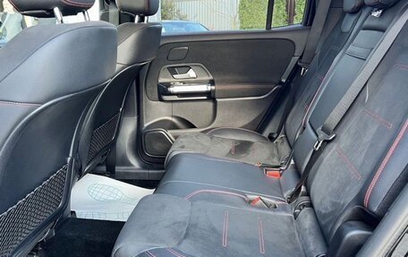 Mercedes-Benz GLB, 2020 год, 3 900 000 рублей, 23 фотография