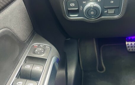 Mercedes-Benz GLB, 2020 год, 3 900 000 рублей, 31 фотография