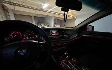 BMW 5 серия, 2013 год, 1 590 000 рублей, 11 фотография