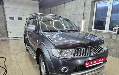 Mitsubishi Pajero Sport II рестайлинг, 2011 год, 1 600 000 рублей, 2 фотография