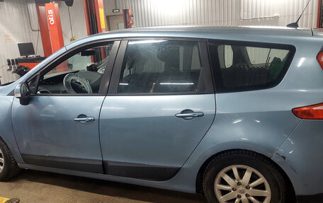 Renault Scenic III, 2009 год, 620 000 рублей, 4 фотография