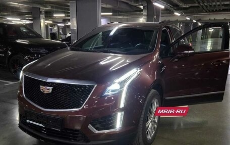 Cadillac XT5 I рестайлинг, 2022 год, 5 600 000 рублей, 3 фотография