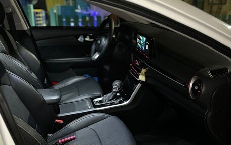 KIA K3, 2021 год, 2 050 000 рублей, 9 фотография