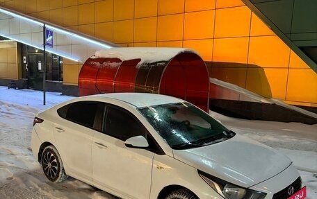 Hyundai Solaris II рестайлинг, 2017 год, 790 000 рублей, 2 фотография