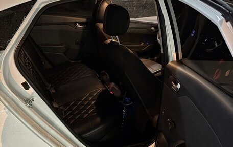 Hyundai Solaris II рестайлинг, 2017 год, 790 000 рублей, 10 фотография