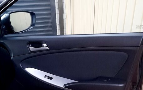 Hyundai Solaris II рестайлинг, 2014 год, 920 000 рублей, 10 фотография